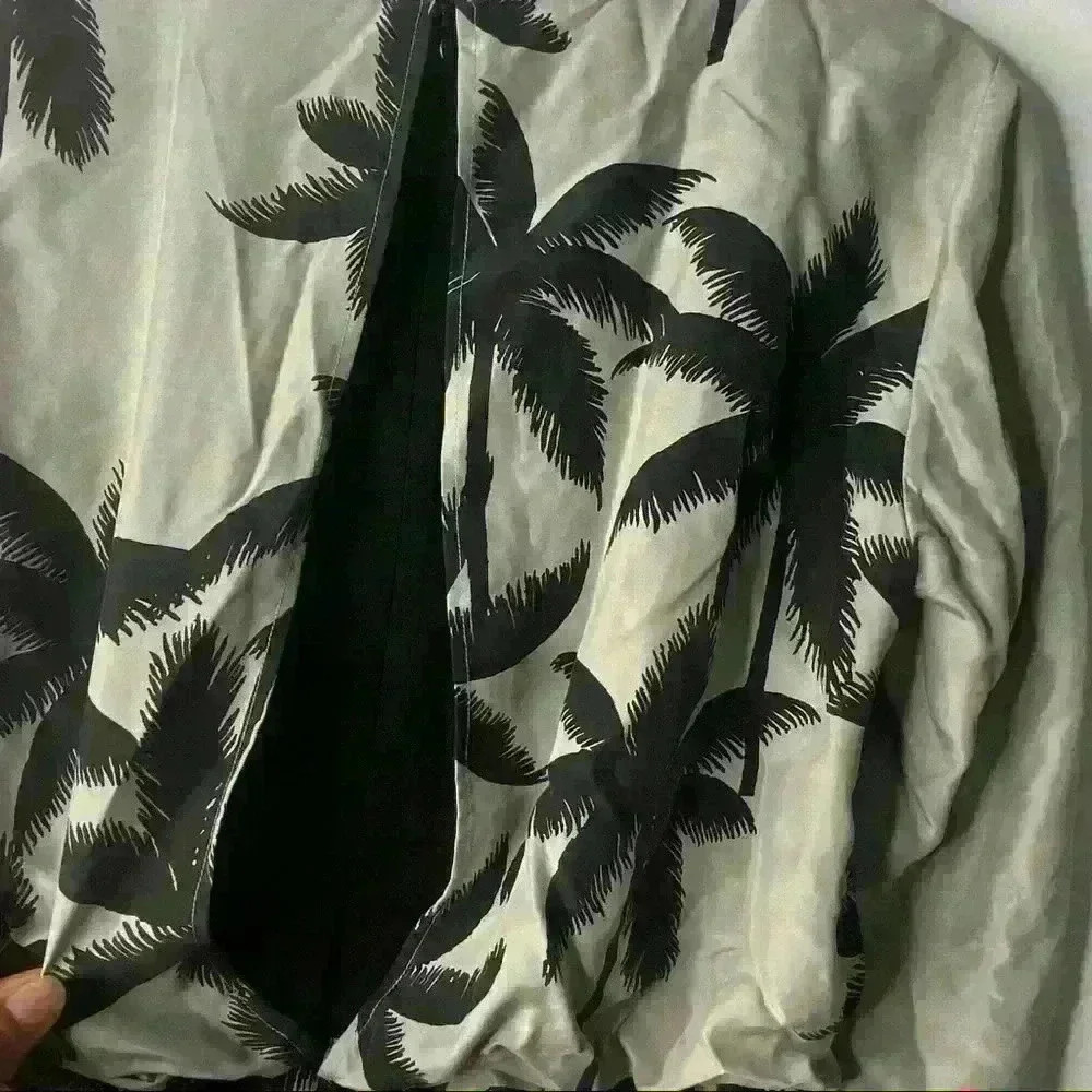 Baum Und Pferdgarten Palm Tree Print 100% Silk Elastic Waist  Blouse Sz 36 NWOT - Picture 5 of 8